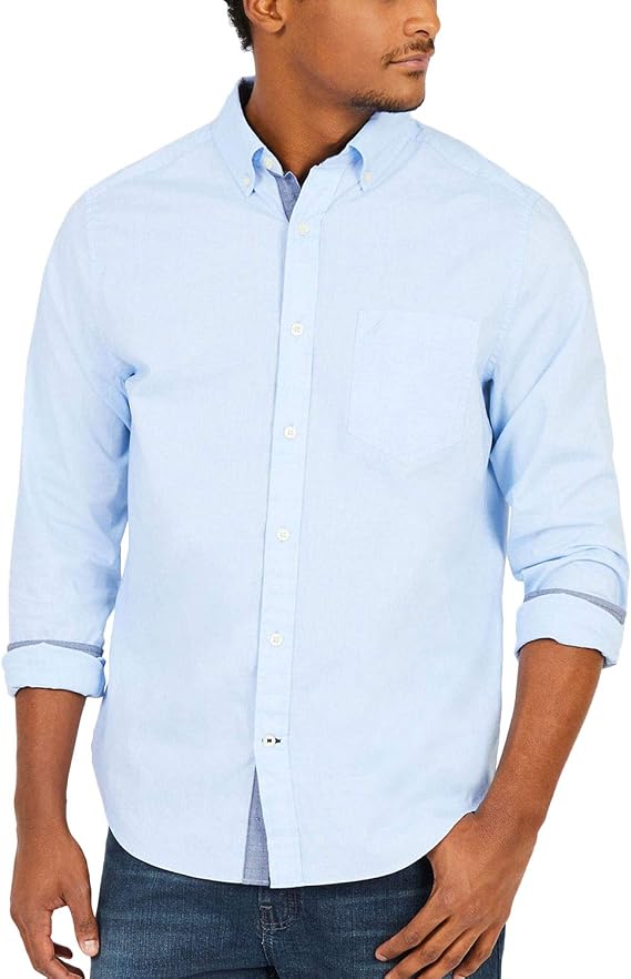 Camisa azul claro de manga larga